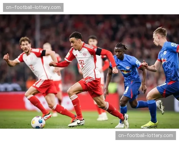 《踢球者》战术预测：弗赖堡或变阵三中卫，以应对莱比锡的前场灵活换位