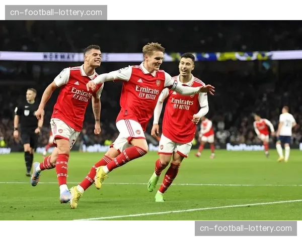 热那亚0-2不敌尤文图斯，定位球防守失误导致失球