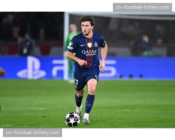 拜仁慕尼黑欧冠半决赛对阵巴黎圣日耳曼，格雷罗伤缺加剧进攻危机